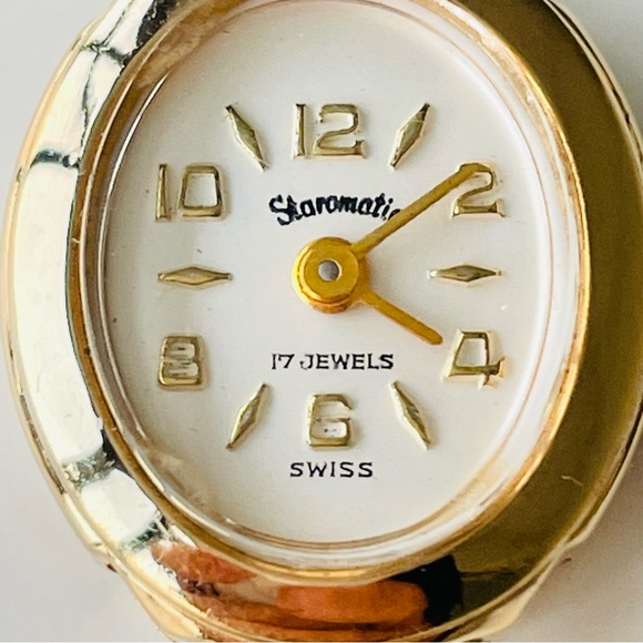 Staromatic Swiss Golden Watch Pendant with 17 Jewels - Picture 16 of 16